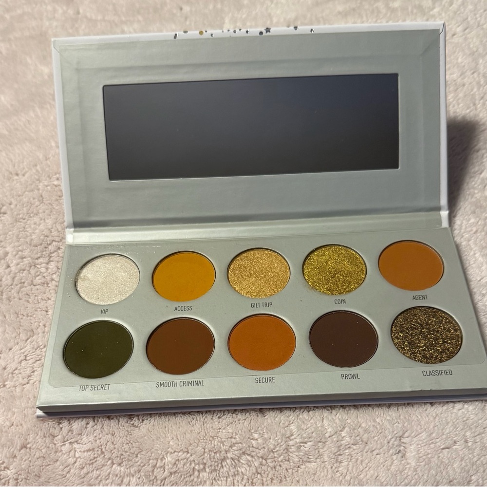 Jaclyn Hill x Morphe Eyeshadow Armed and Dangerous Palette